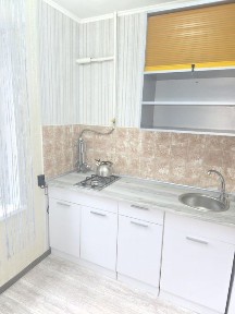 1кім Святошинський рн, перша оренда після ремонту, Симиренка 7б