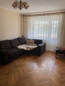 Здаєтся двокімнатна квартира біля дворца Україна.