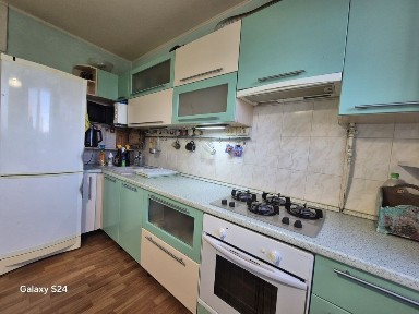 Бровари. Здам 2 к квартиру вул. Київська 288