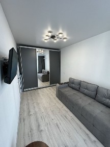 Київ, Дарницький, вулиця Кам'янська 125Б