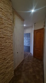 Продається 2-х кімнатна квартира в районі військового містечка.