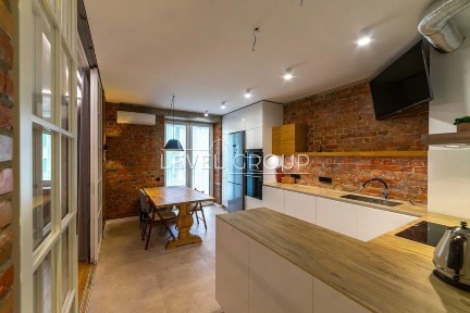 Продаж 3-кімнатної квартири бізнес-класу у ЖК “Герцен Парк”