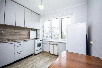 Продаж 3 квартири пр-т П. Тичини, Березняки, озеро, ТЦ Silver Breeze