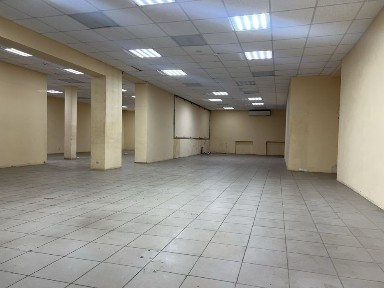 Продам комерційне приміщення 260 м. кв. Центр-Вокзальна