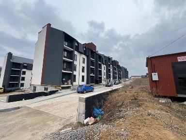 Продам 2 кімнатну квартиру ВЛАСНИК! Лука Сіті