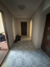 Продам 3 кімнатну квартиру в селещі Новий Шлях