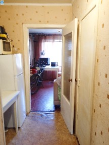 г. Киев. Ул. Навашина 13.