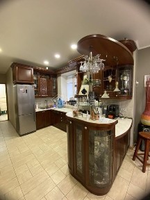 Продаж 2 поверхового будинку з гаражем та ділянкою, ХТЗ