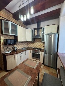 Оренда 1 кім квартири, вул Джерельна, ближній центр