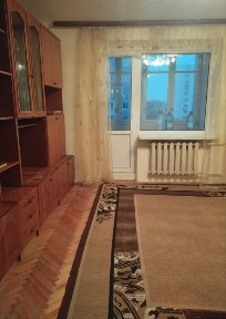 Оренда - 3-кімн. квартира, вул. Демнянська