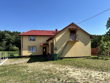 Продається житловий будинок у с. Стені Яворівський район