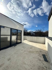 Продається танхаус на вул. Кременецькій (Шухевича)