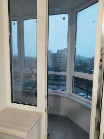 Поділ 1-о кімн. кв. в новому будинку з ремонтом