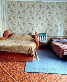 Здам квартиру подобово погодинно 1 кімнатну в центрі міста