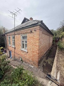 Добротний будинок в центрі міста