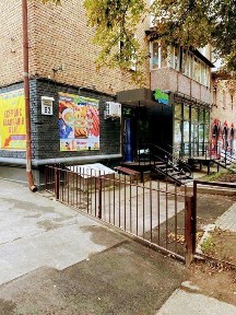 Печерск! Фасад! 2 отдельных входа! Отличная локация!