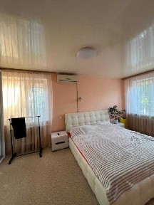 Квартира на Автовокзалі. Трикімнатна. Гарний стан, меблі та техніка