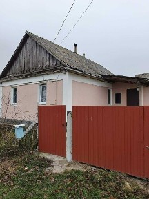 Продаю хату у селі Гульск