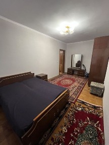 Здається 1 кімнатна Озерне