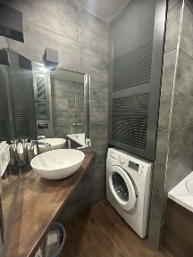 Оренда 2 к квартири по вул Небесноі Сотні