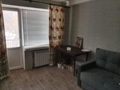 Аренда 2комн 2/5эт. пр-т Аношкина р-н 9больницы