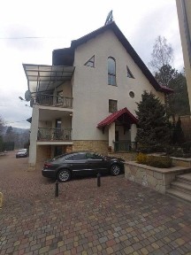 Продаж котеджу в самому серці Карпат. Яремче.