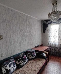Продам 3 ком квартиру возле метро