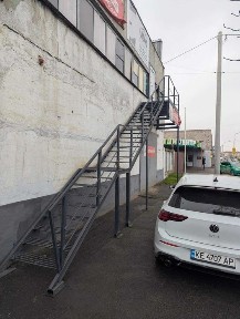 Здається в оренду приміщення вільного призначення