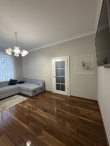 Оренда 2-кімнатної квартири, вул. Зелена/Романчука (початок)