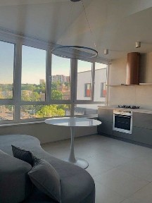 Оренда 1 кімнатної квартири - студії по вулиці Батуринська