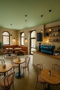 Продаж фасадного кутового приміщення Коновальця/Мельника