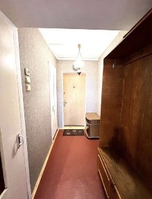 Продаж видової однокімнатної квартири на Митгиці, жилий стан