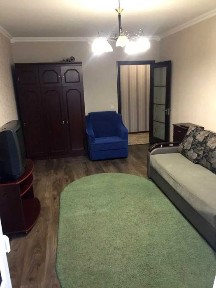 Борщагівка, вул. Якуба Коласа, однокімнатна, ремонт!