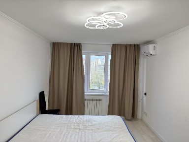 Оренда 1-кімн. м. Мінська 5-хв пішки. З гарним ремонтом!