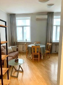 Київ, Печерський, Заньковецької 10