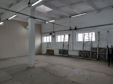 Здаються в аренду склади та офісні приміщення, з рампою