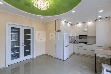 Двокімнатна квартира в житловому комплексі по вул. Стуса