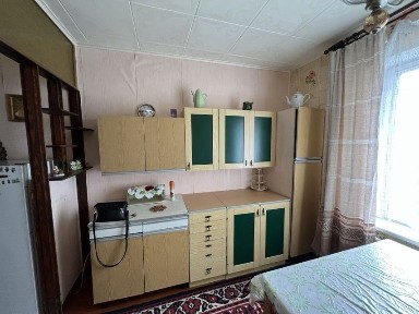 Оренда просторої 3-х кім. квартири по вул. О. Гончара