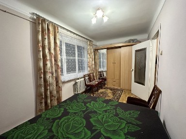 Здається 3-кім. квартира на вул. Кармелюка 83