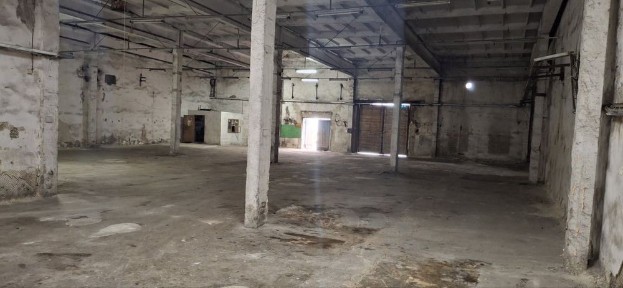 Чернівці, Заводська вулиця 44