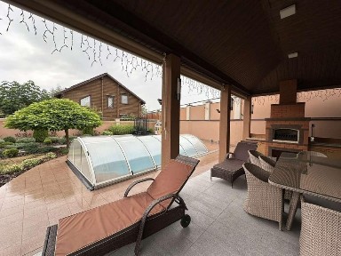 Первая аренда ДОМА в Совиньоне, есть подвал!