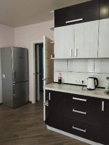 Оренда довгострокава 2км квартири по вул Олега Антонова (Карла Маркса)