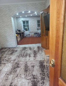 Продается дом в смт Юрьевка Павлоградский район 20000$ имеется торг