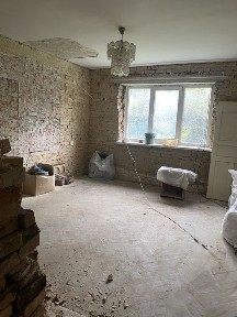 Продаєтся квартира по вулиці Пасічна 78 плюс комора у підвалі 6 кв