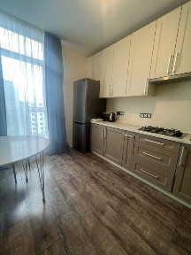 Продаж 2-кімнатної квартири з євроремонтом у Винниках, вул. Кільцева