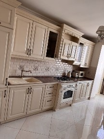 Львів, Франківський, Околична 10