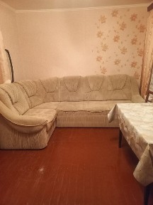 Здається будинок