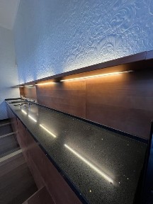 Продаж квартири від власника в центрі із паркомісцем