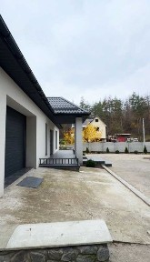 Продаж сучасного будинку 2025 року.