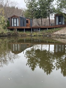 Баня, чан, будиночки для відпочинку, рибалка.